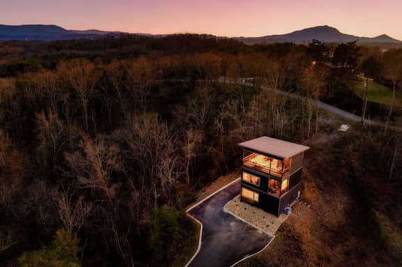 Open Skydeck with Spectacular View and Hot Tub